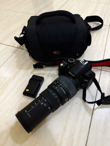 Nikon d3100 with 70.300mm lens