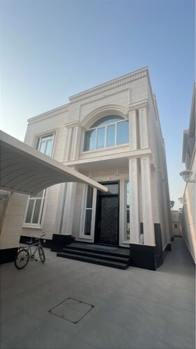 للبيع فيلا الصخامه جديده