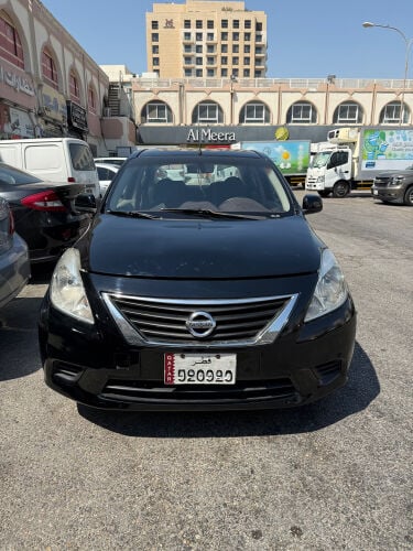 Nissan sunny 2012
