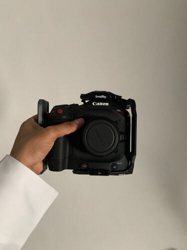 Canon EOS C80 + 35 mm lens