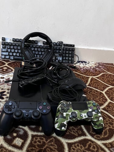 سوني فور قابل للتفاوض ول تبديل