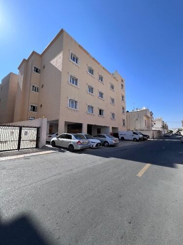 عمارة 505م للبيع بالمطار