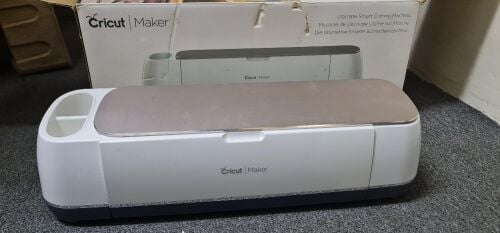 Cricut maker for Vinyl print