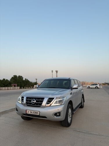  للبيع نيسان باترول 8 سلندر اس اي