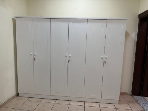 6 door cabinet new
