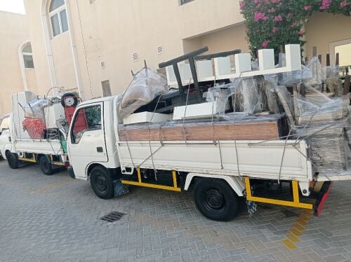 Pickup Truck For Moving & Delivery