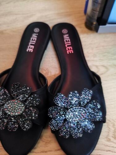 Beautiful MEILEE Black Jeweled San