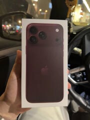 للبيع ١٨ برو ماكس ١ تيرا