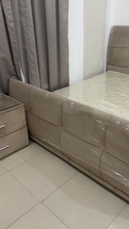THE ONE Bed+2 side table+mattress