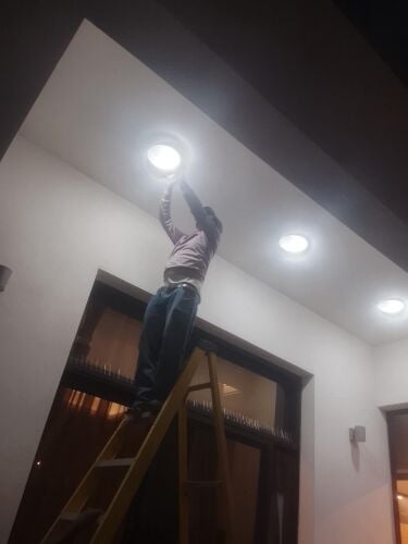 كهربائي توصيل