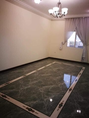 شقه للإيجار بشارع المطار القديم 