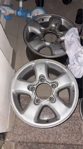 للبيع اربع رنقات 98 اصليه