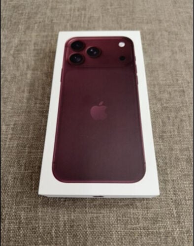 للبيع ايفون 18بروماكس 512
