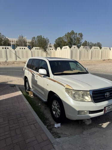 Landcruiser urgent sale Excellent