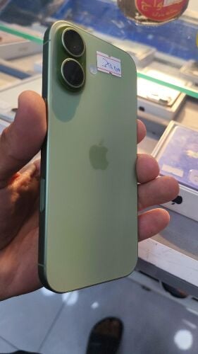 iPhone 17