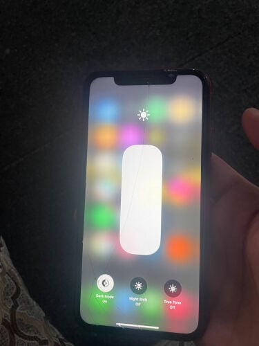 iPhone XR 