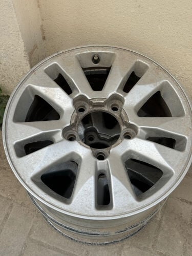 original land cruiser 200 Rims 