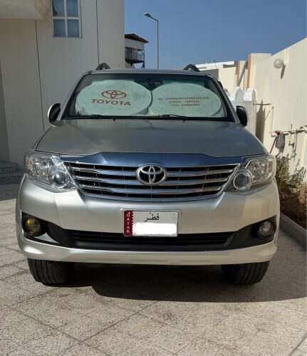 Toyota Fortuner SR5 V6