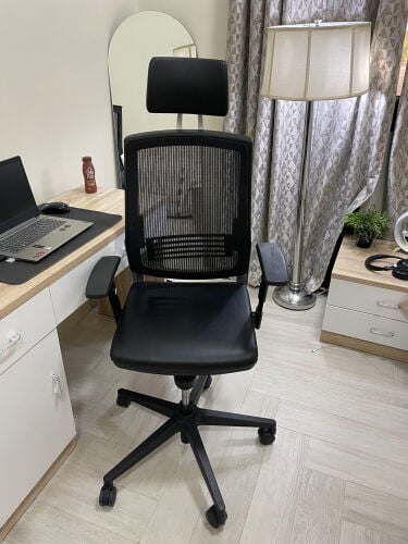 ‏Comfortable Office Chair