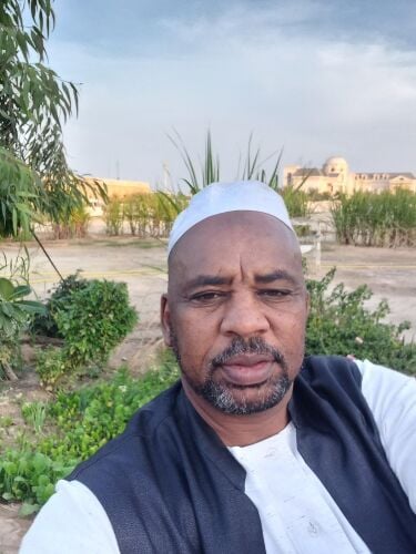 احمد آدم