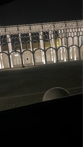 مطلوب بائع زهور 