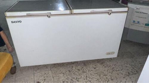 deep freezer very cool