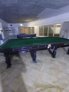 للبيع  طاولة سنوكر احترافيه