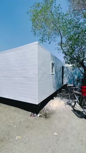 cabin, kitchen&toilet for sle