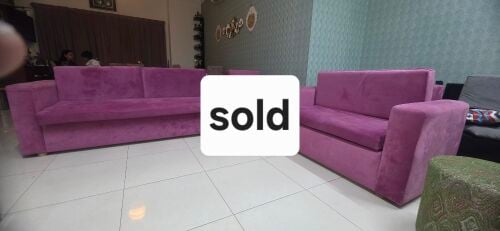Good condition pink sofa - SOLD