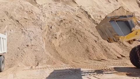 رمل مغسول . رمل بلاستر  طين زراعي