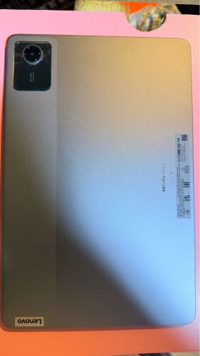 Lenovo tablet M11 with case and pen