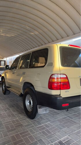 Land Cruiser GX