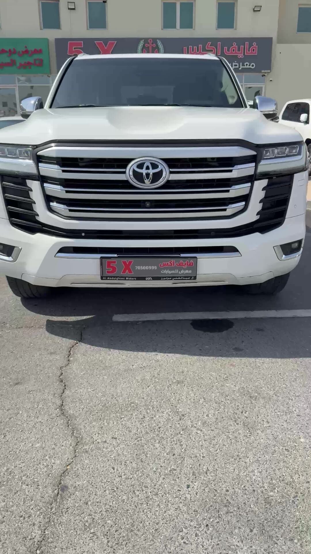 Toyota Land Cruiser VX  2022