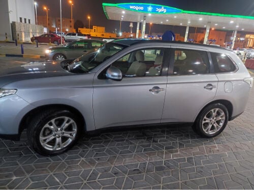 Outlander Excellent Condition 