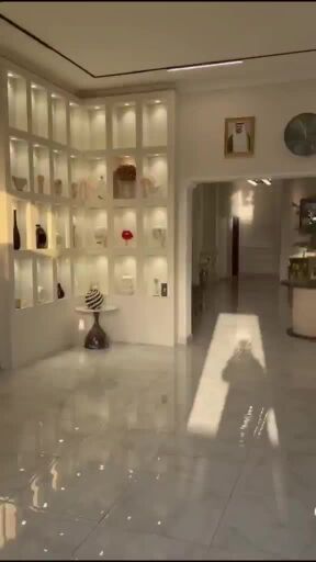 صالون نسائي راقي للبيع