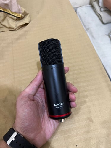 ميكرفون استوديو