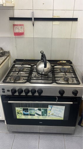 BEKO 5 burner gas for sale