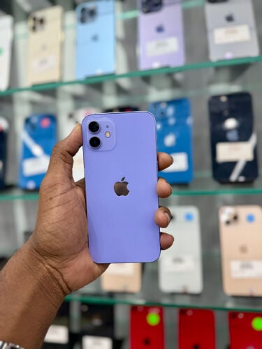 iPhone 12 