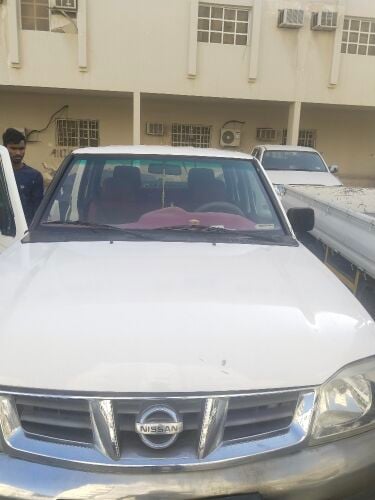 Nissan pickup 
15 model