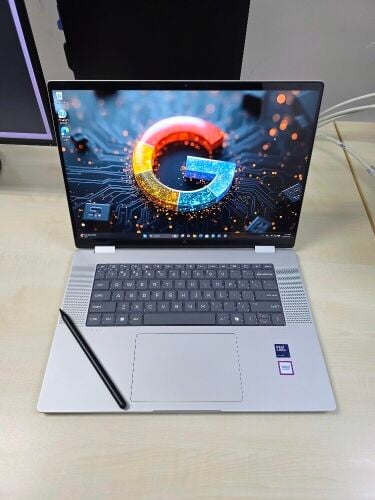 HP Envy x360 Ultra 7 16GB-1TB 16"