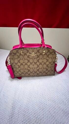 COACH BAG FOR SALE