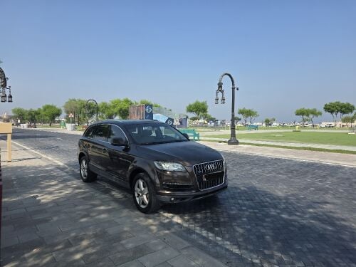 7 seats Audi Q7 – Full Option