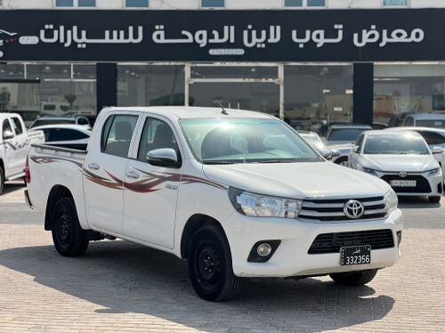 هايلوكس بترول جير عادي بنزين ٢٠٢٢