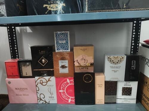 branded perfume store clearing sell