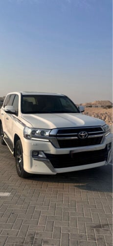 لاندكروزر محمول2021