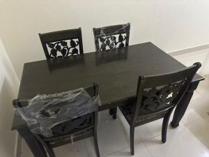 Table with 4 Chairs for Sale QR.200