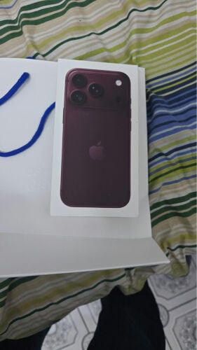 IPhone 18 Pro & Pro Max Burgundy