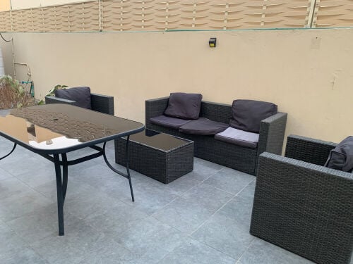 outdoor furniture 