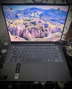 Lenovo Yoga Slim 7 Laptop + Bag