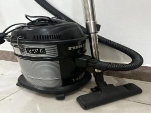 • مكنسة برميل نيكاي 17 لتر 1400